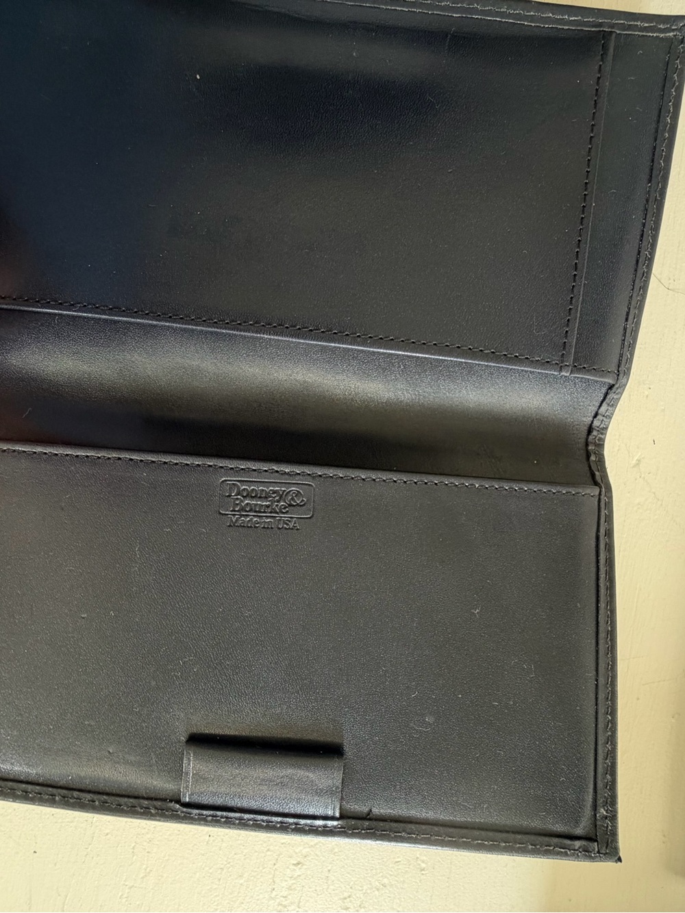 Vintage Dooney & Bourke Black Pebbled Leather Checkbook Wallet Made in USA - Picture 5 of 5